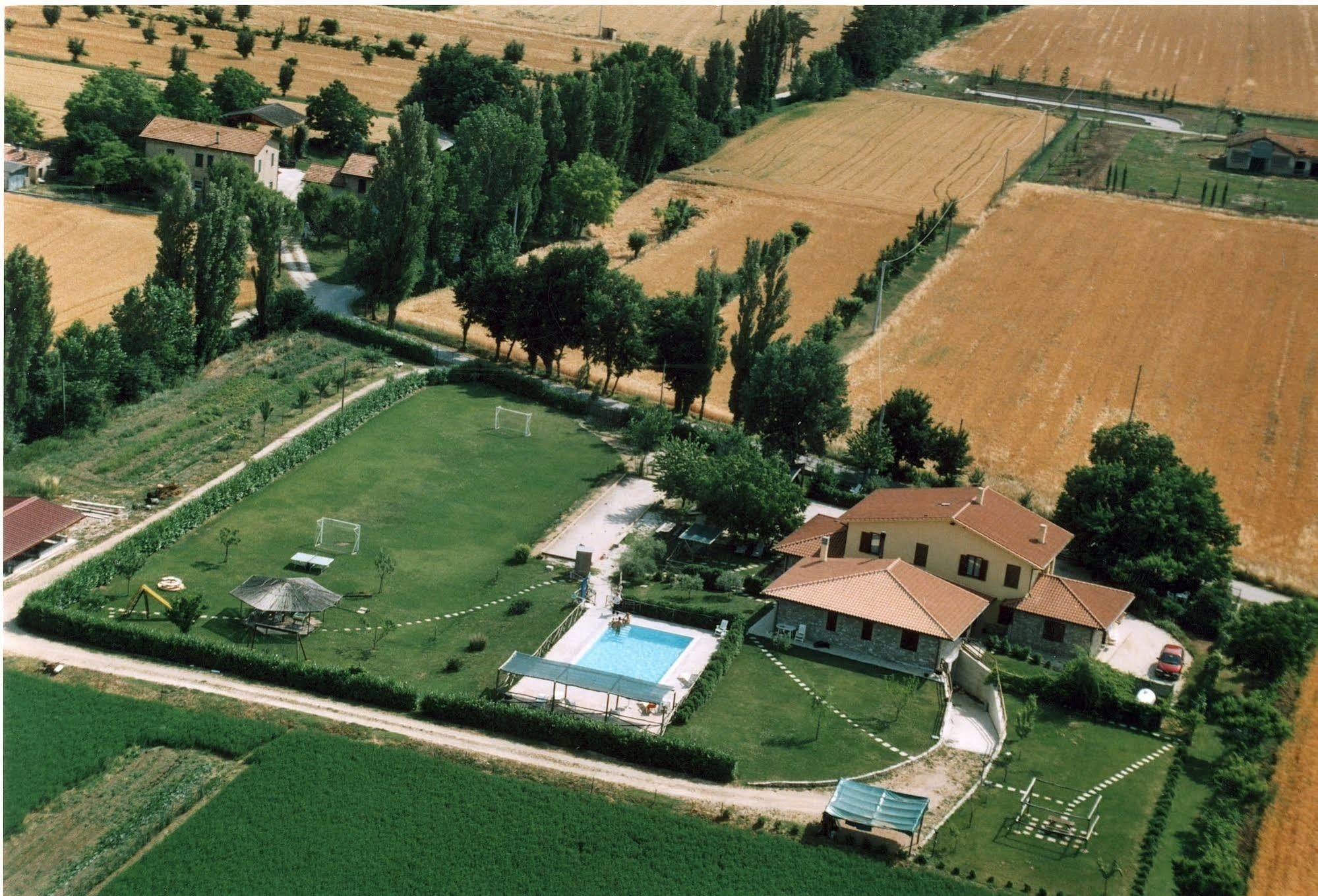Agriturismo La Mora 阿西西 外观 照片