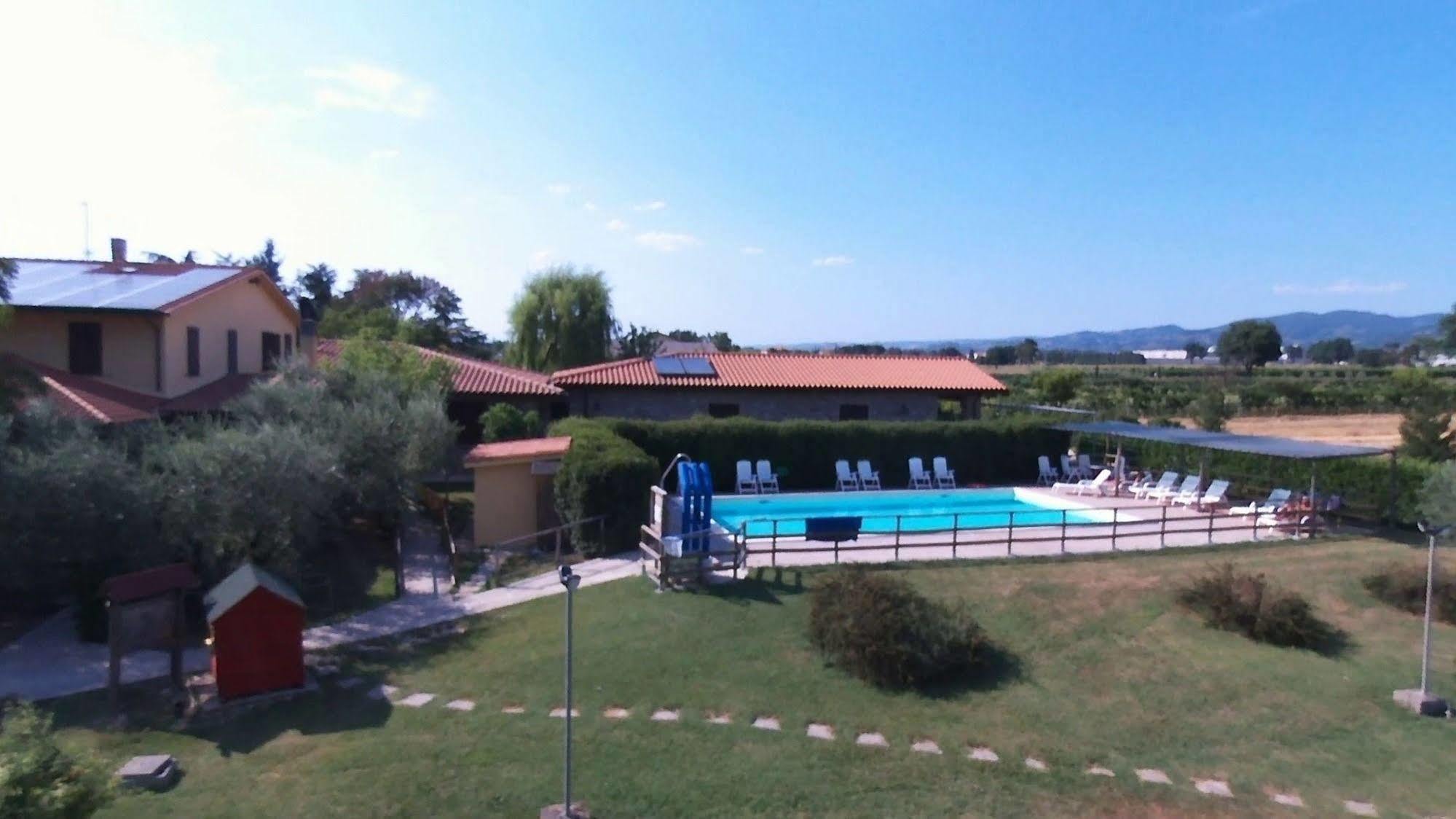 Agriturismo La Mora 阿西西 外观 照片